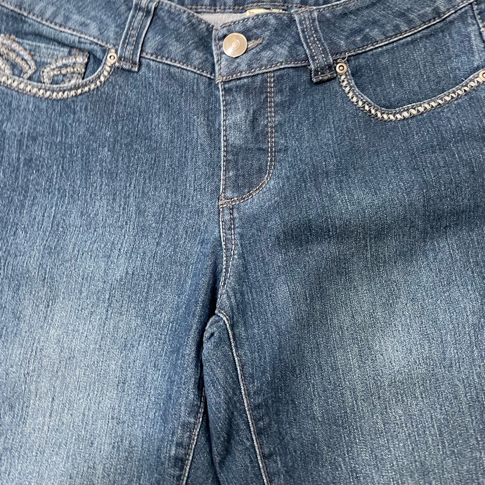 Boot cut jeans